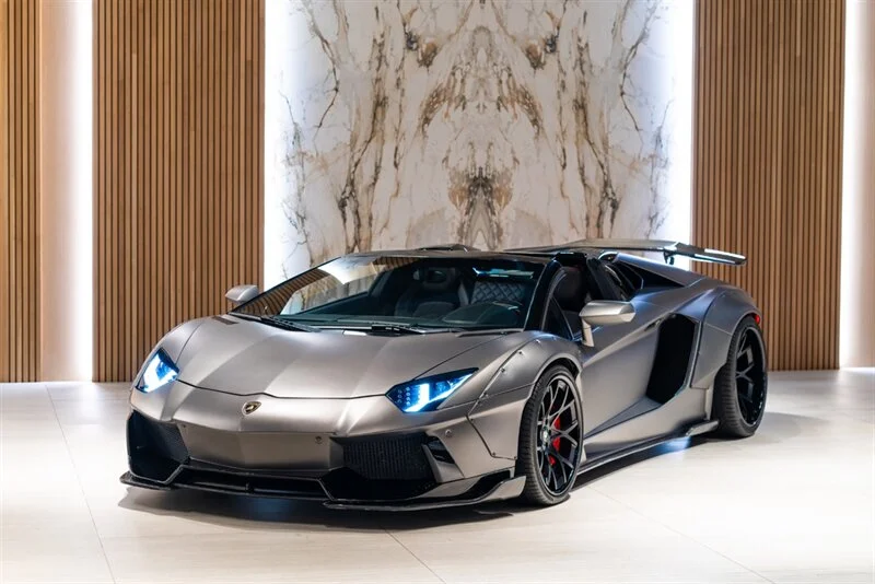 2014 Lamborghini Aventador Roadster for Sale | duPont REGISTRY