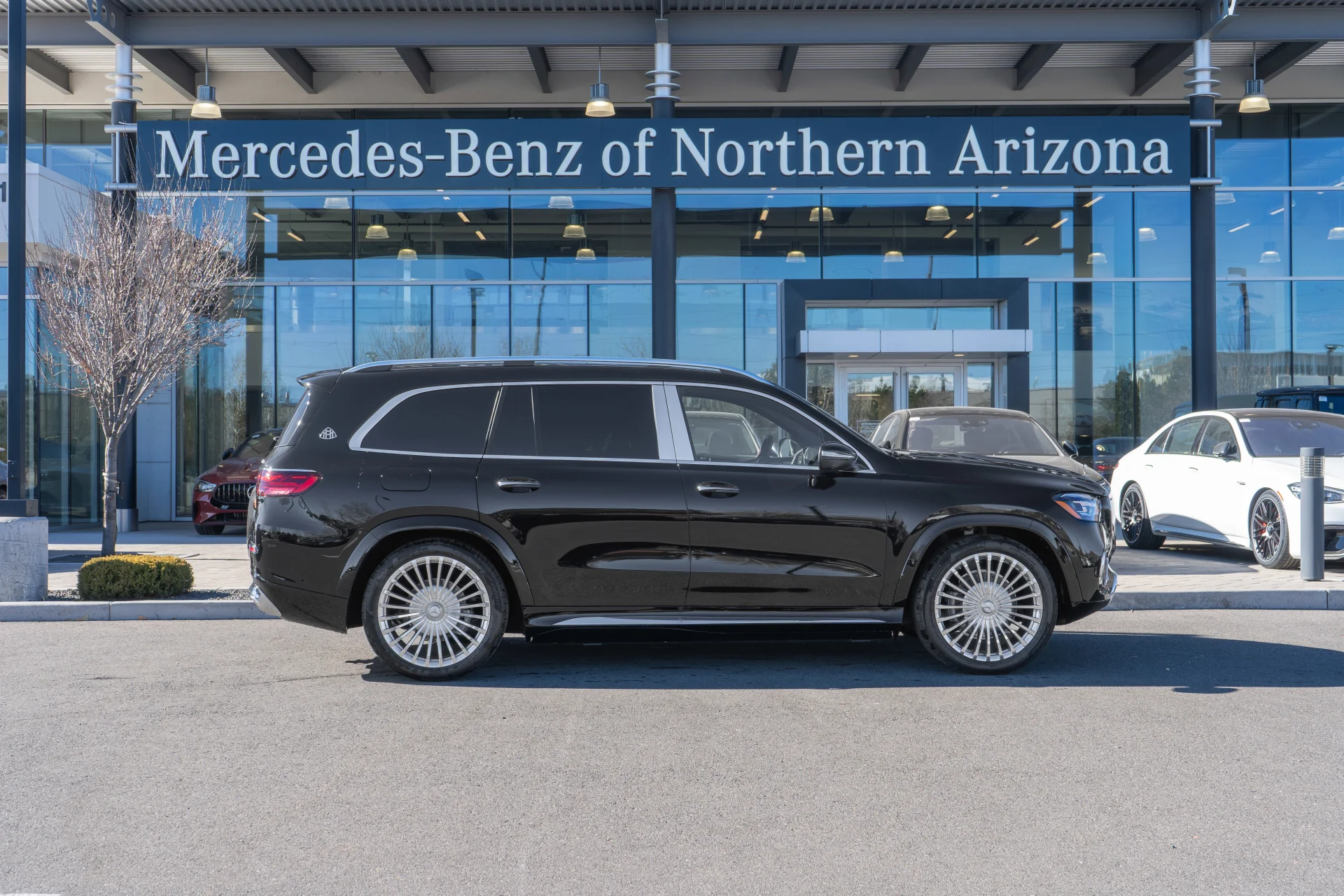 2025 Mercedes-Benz Maybach GLS 600 for Sale | duPont REGISTRY