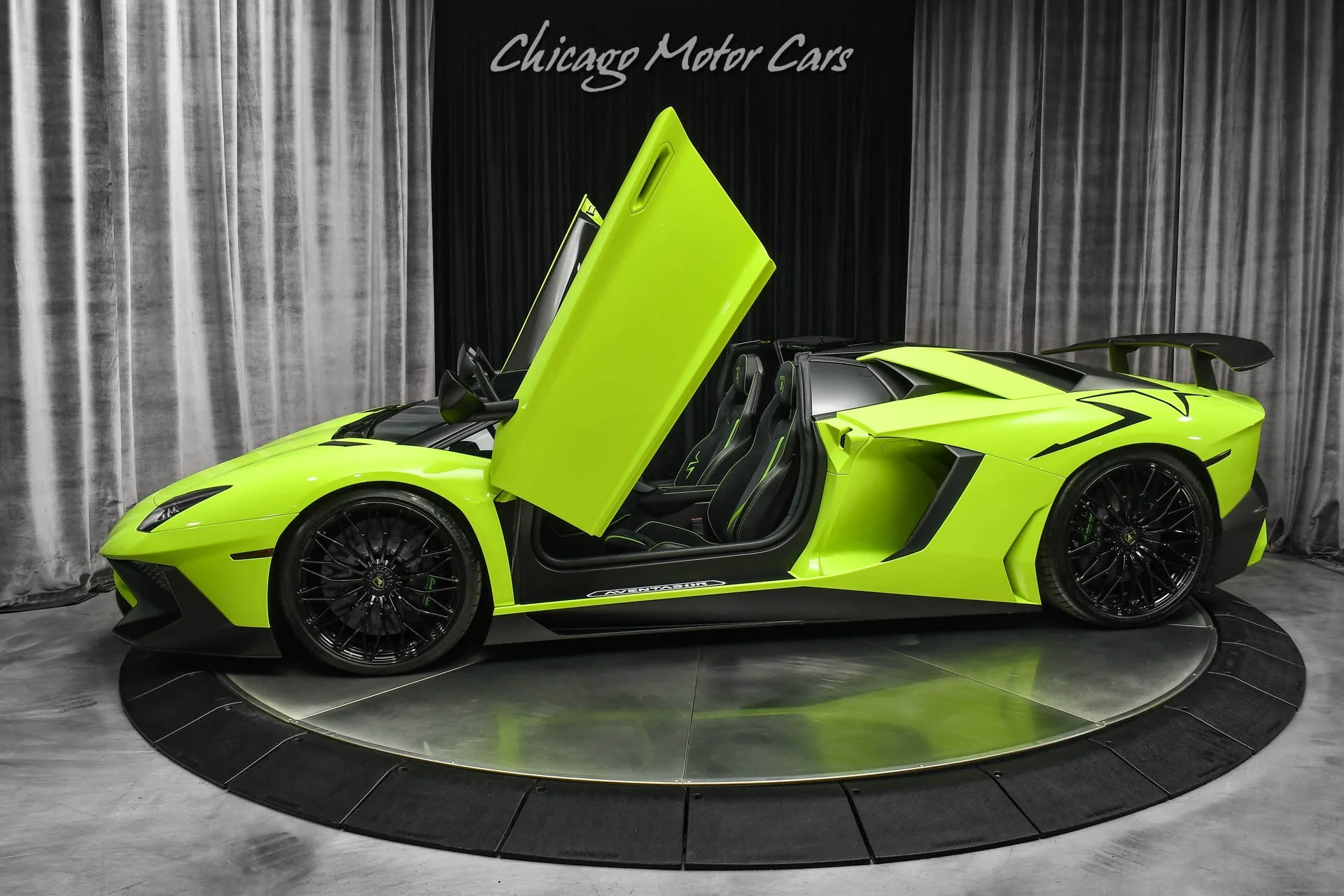 2016 Lamborghini Aventador SV Roadster for Sale | duPont REGISTRY