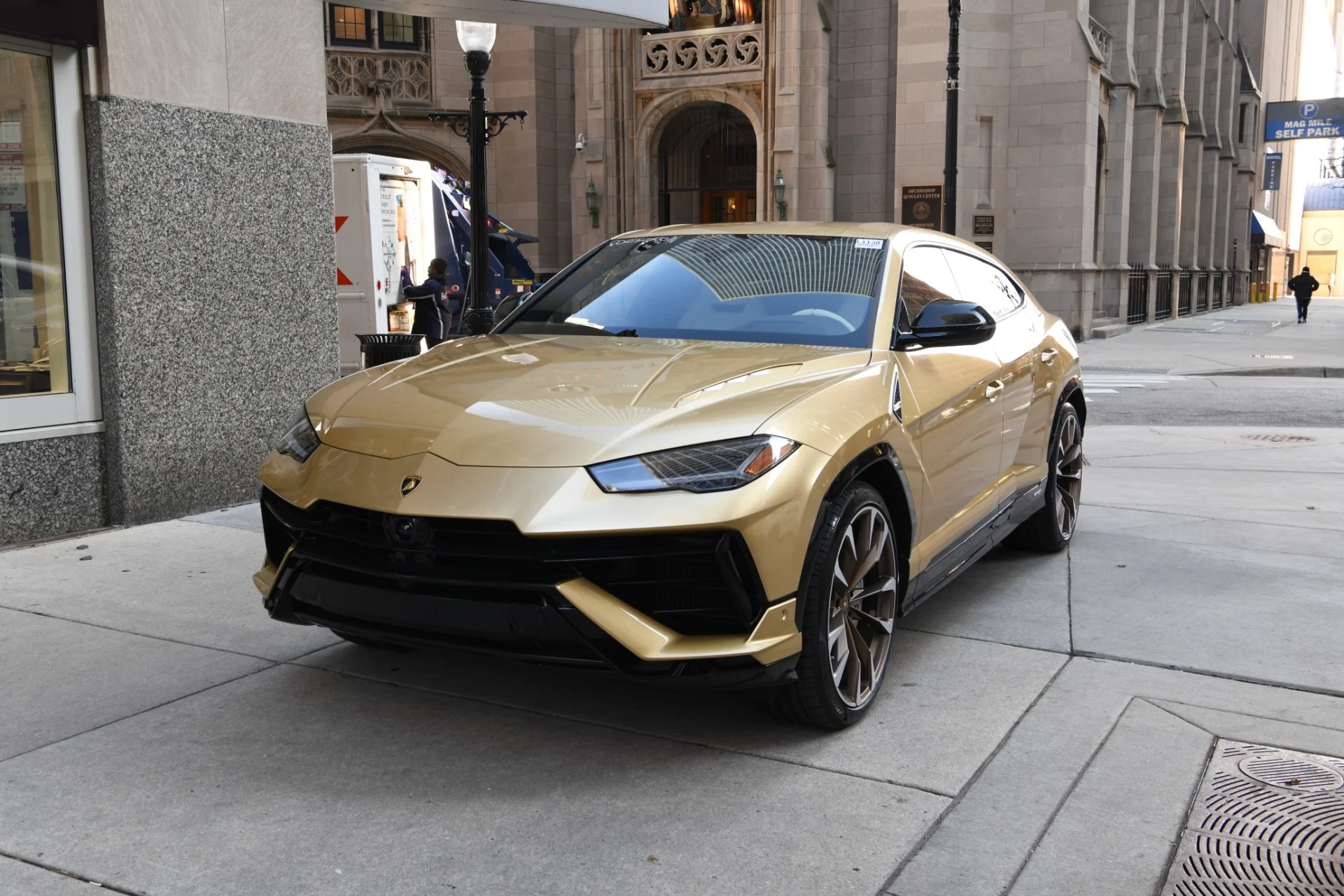 2023 Lamborghini Urus for Sale | duPont REGISTRY