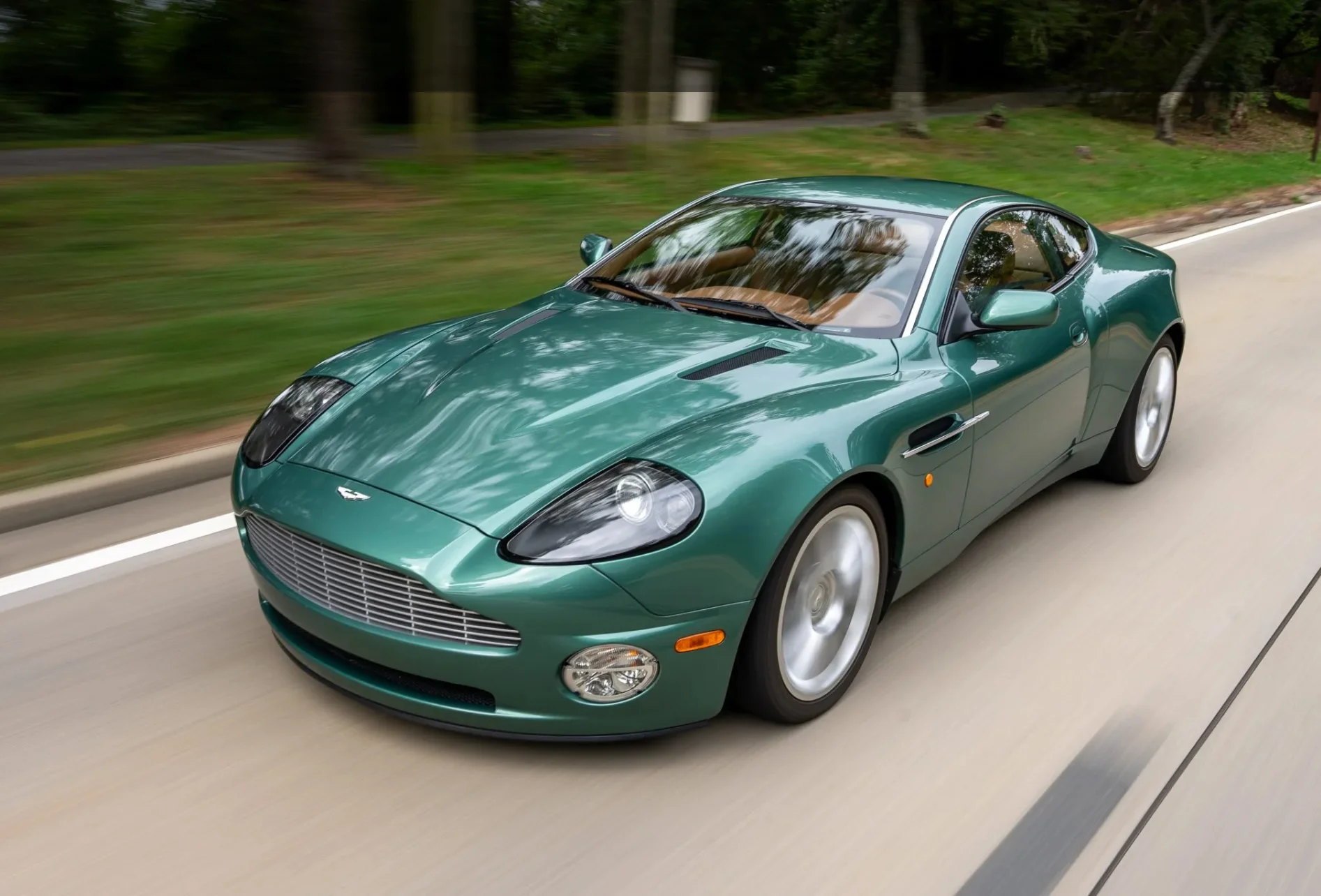 2002 Aston Martin V12 Vanquish for Sale | duPont REGISTRY
