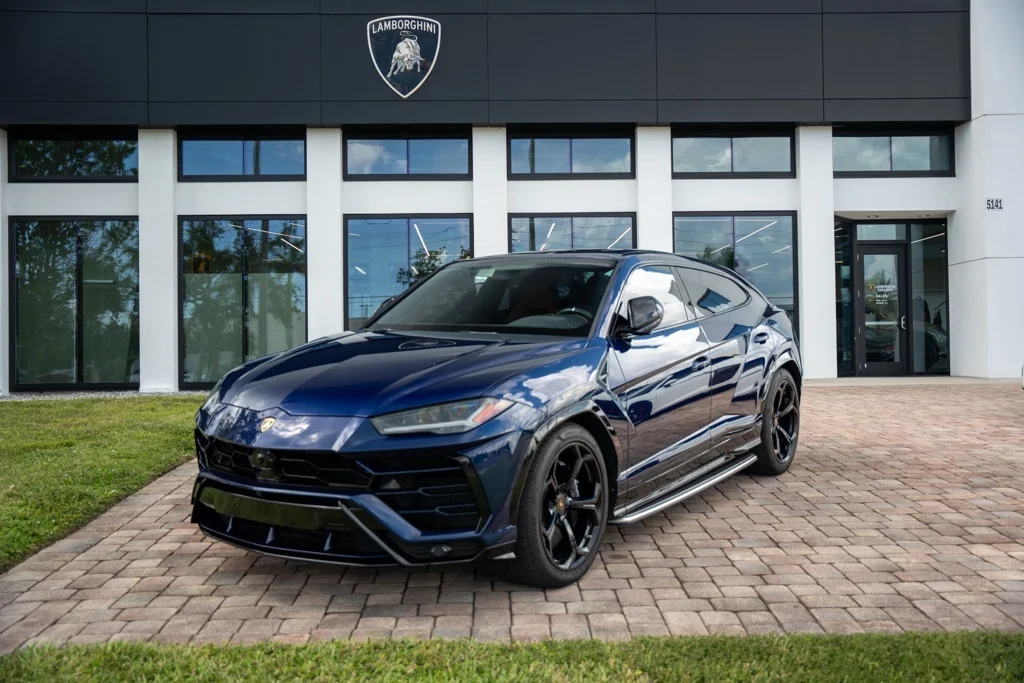 2019 Lamborghini Urus for Sale | duPont REGISTRY
