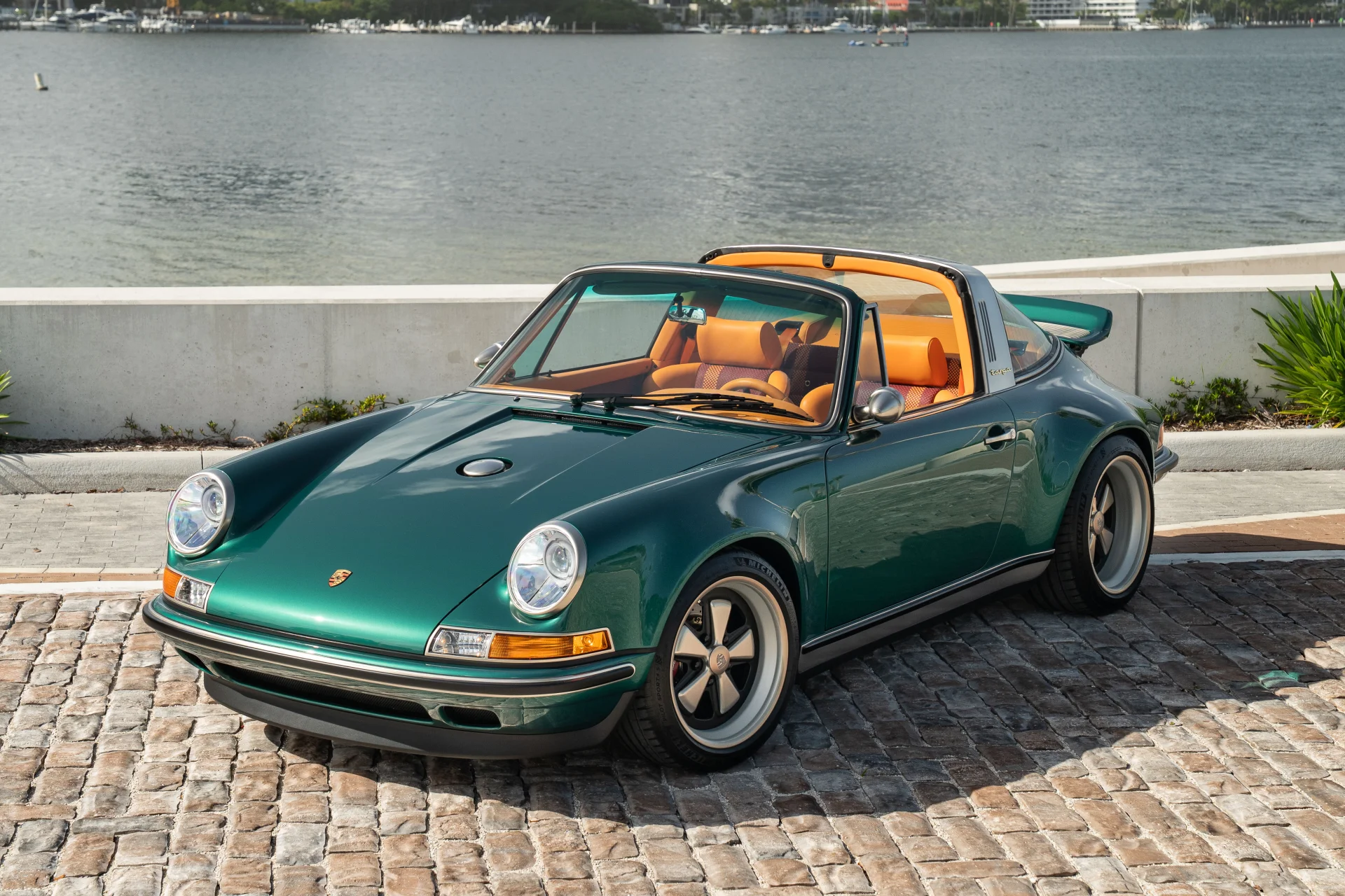 1993 Porsche 911 Reimagined by Singer for Sale | duPont REGISTRY