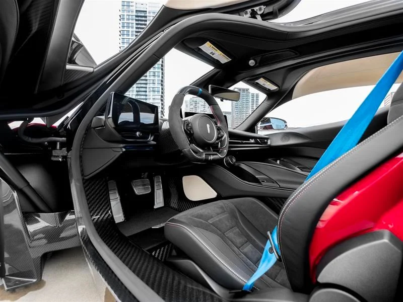 2024-pininfarina-battista-3523718-26782095.webp
