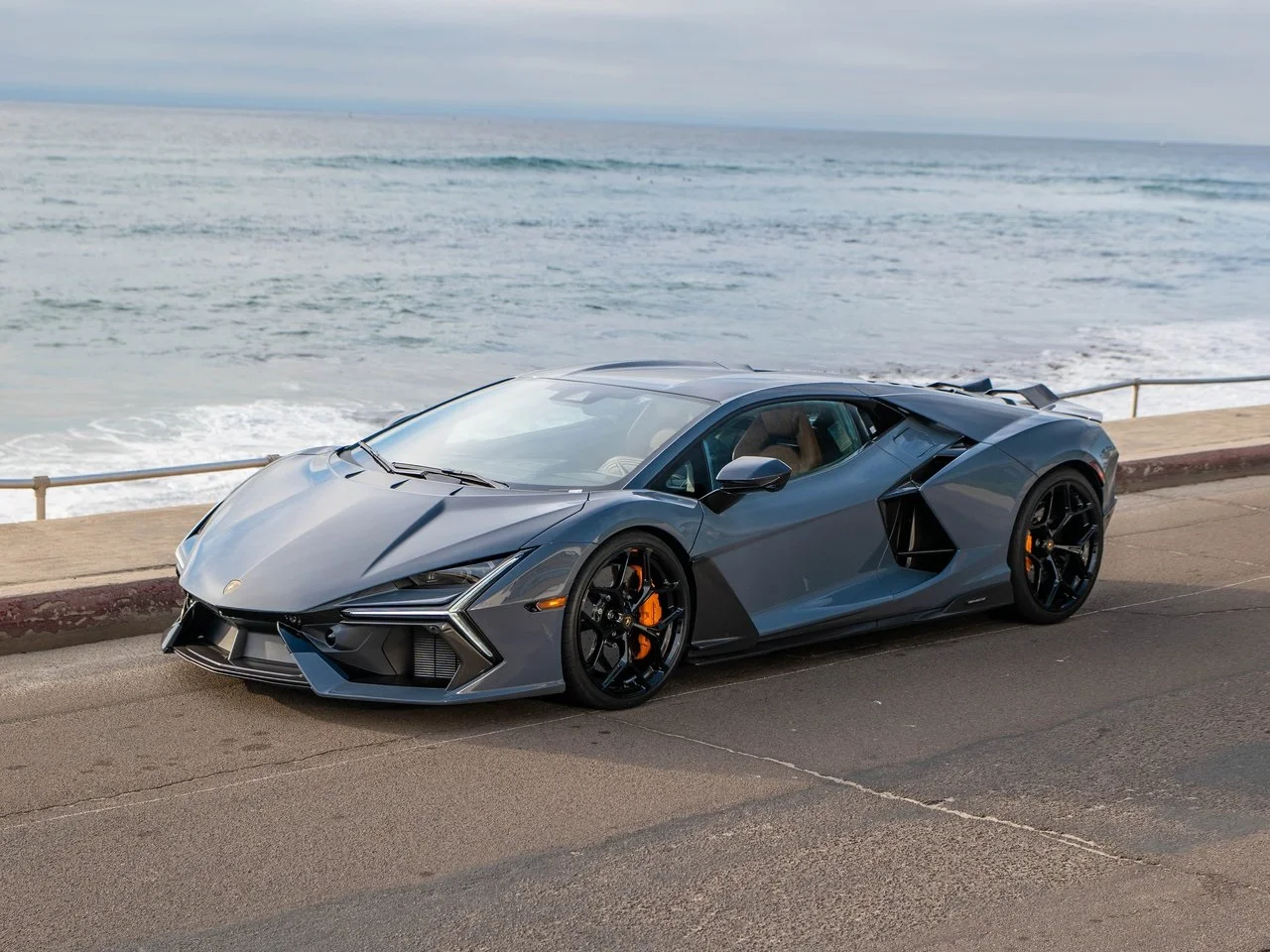 2025 Lamborghini Revuelto for Sale | duPont REGISTRY