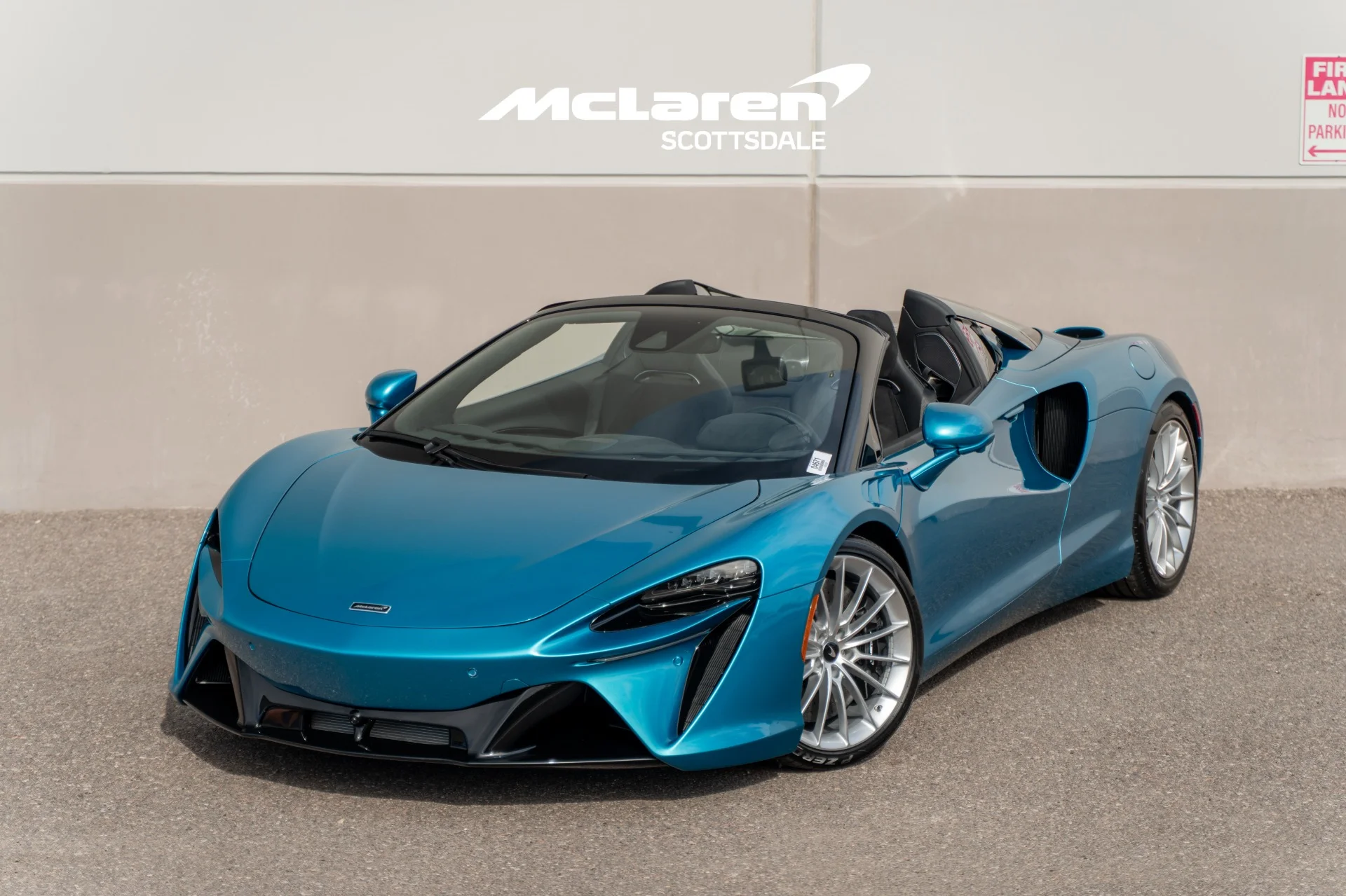 2026 McLaren Artura for Sale | duPont REGISTRY
