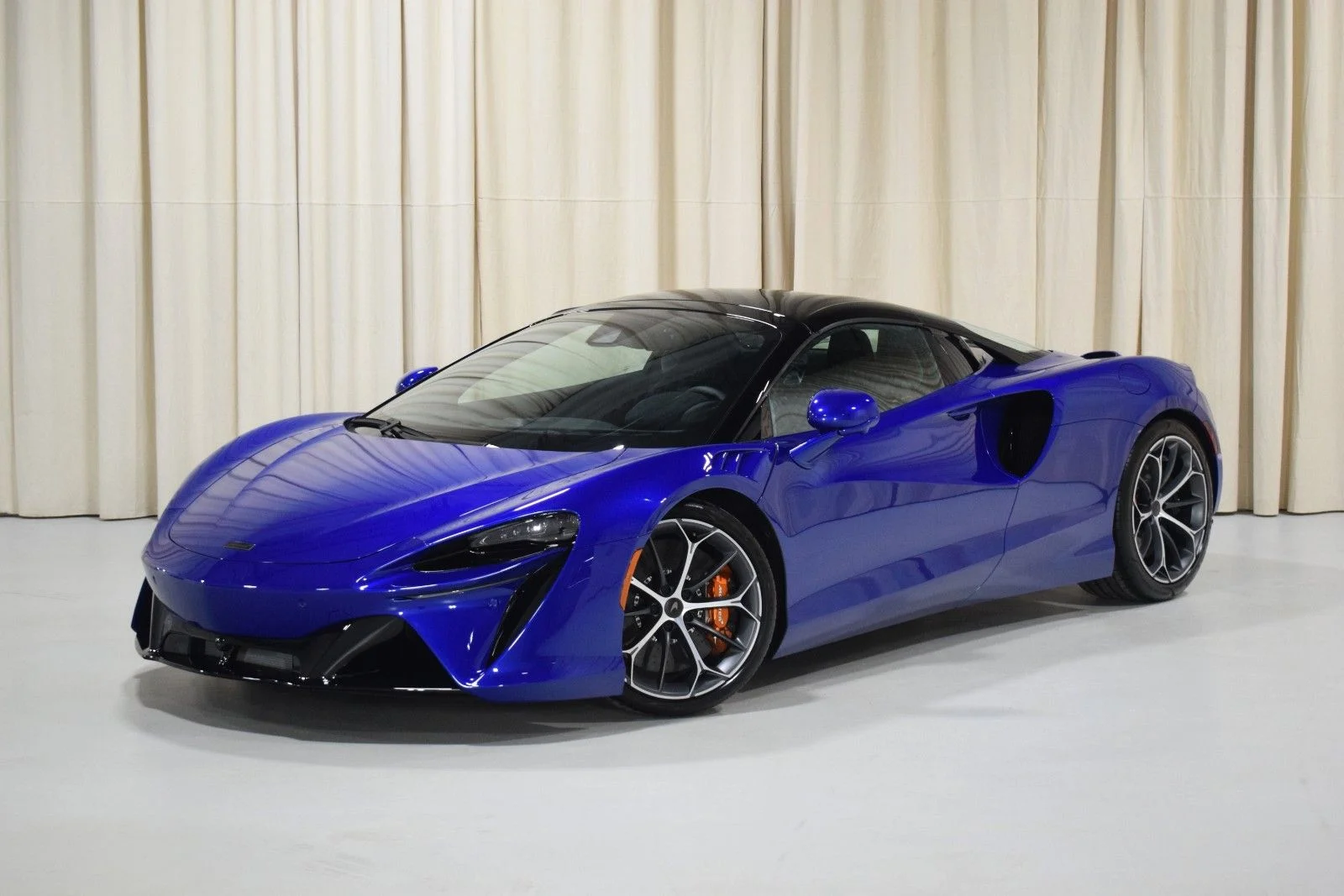 2026 McLaren Artura Spider for Sale | duPont REGISTRY