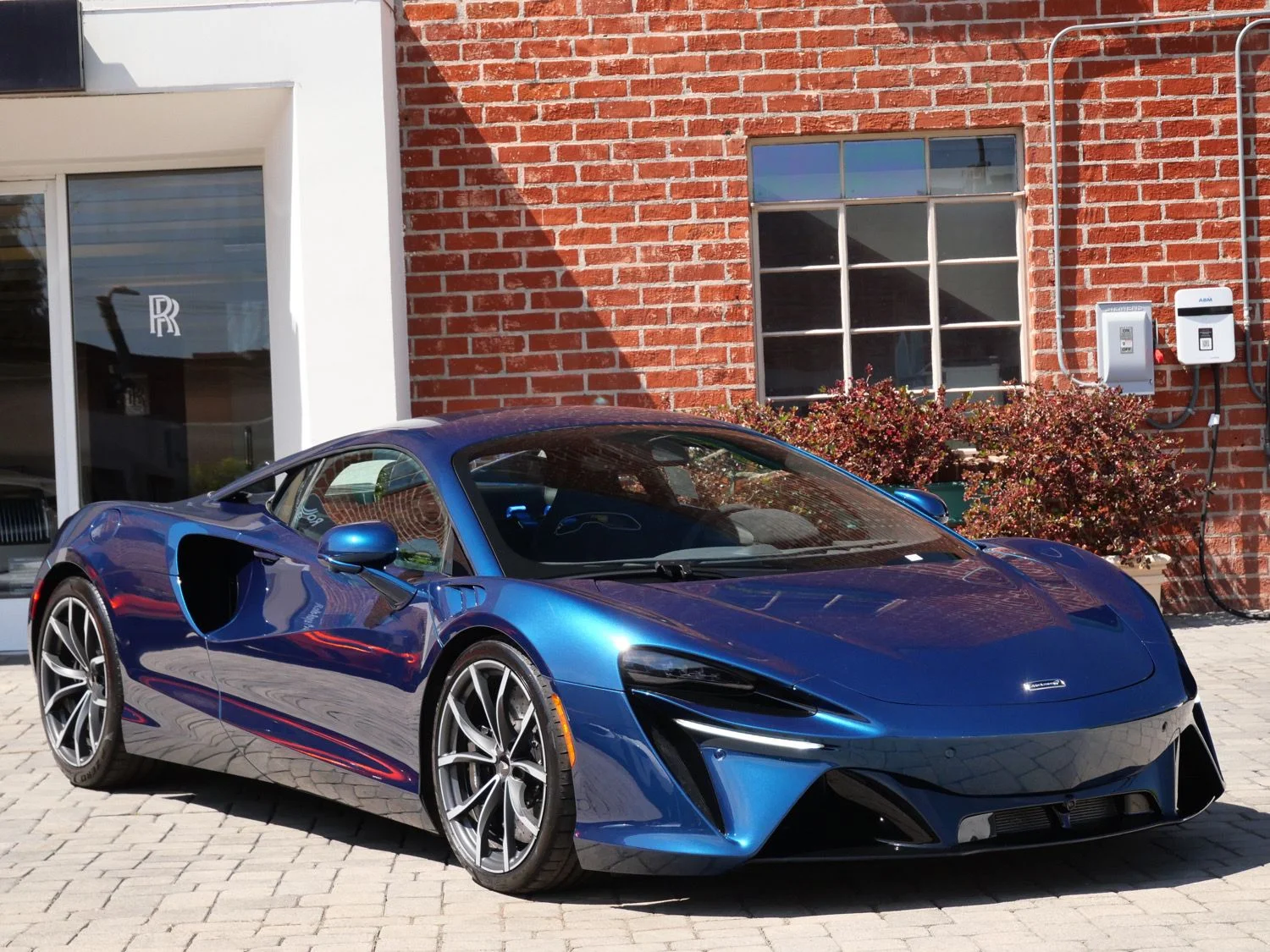2023 McLaren Artura for Sale | duPont REGISTRY