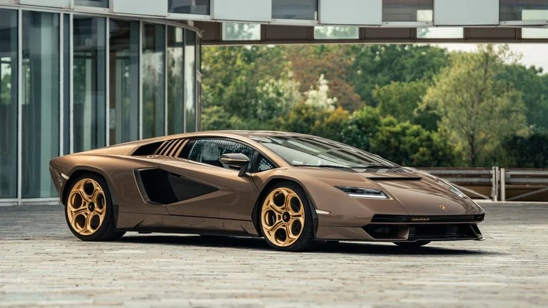 2022 Lamborghini Countach for Sale | duPont REGISTRY