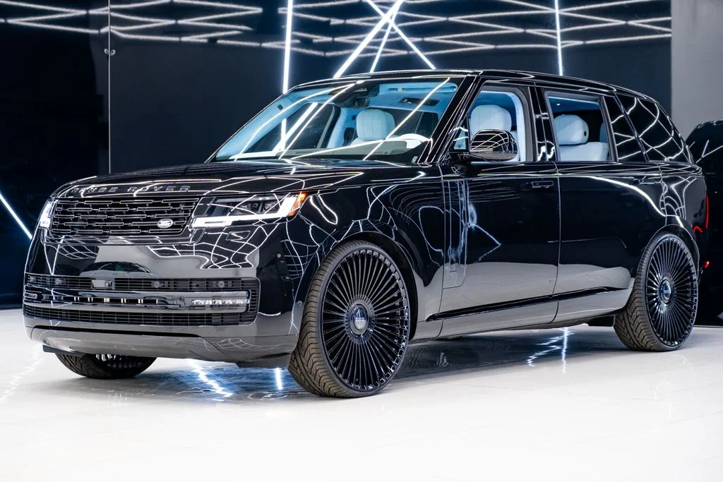 2026 Land Rover Range Rover SE for Sale | duPont REGISTRY