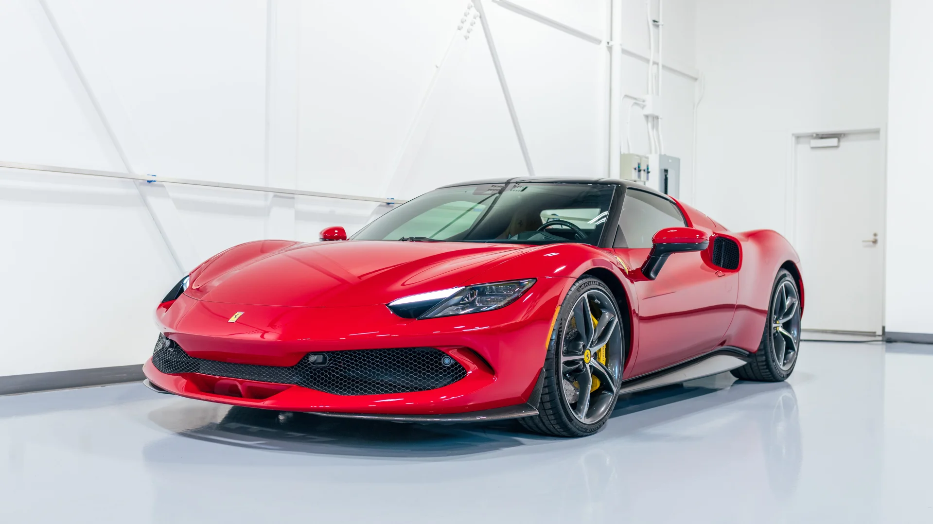 みぃ（589。296） 2024 Ferrari 296 GTB for Sale | duPont REGISTRY