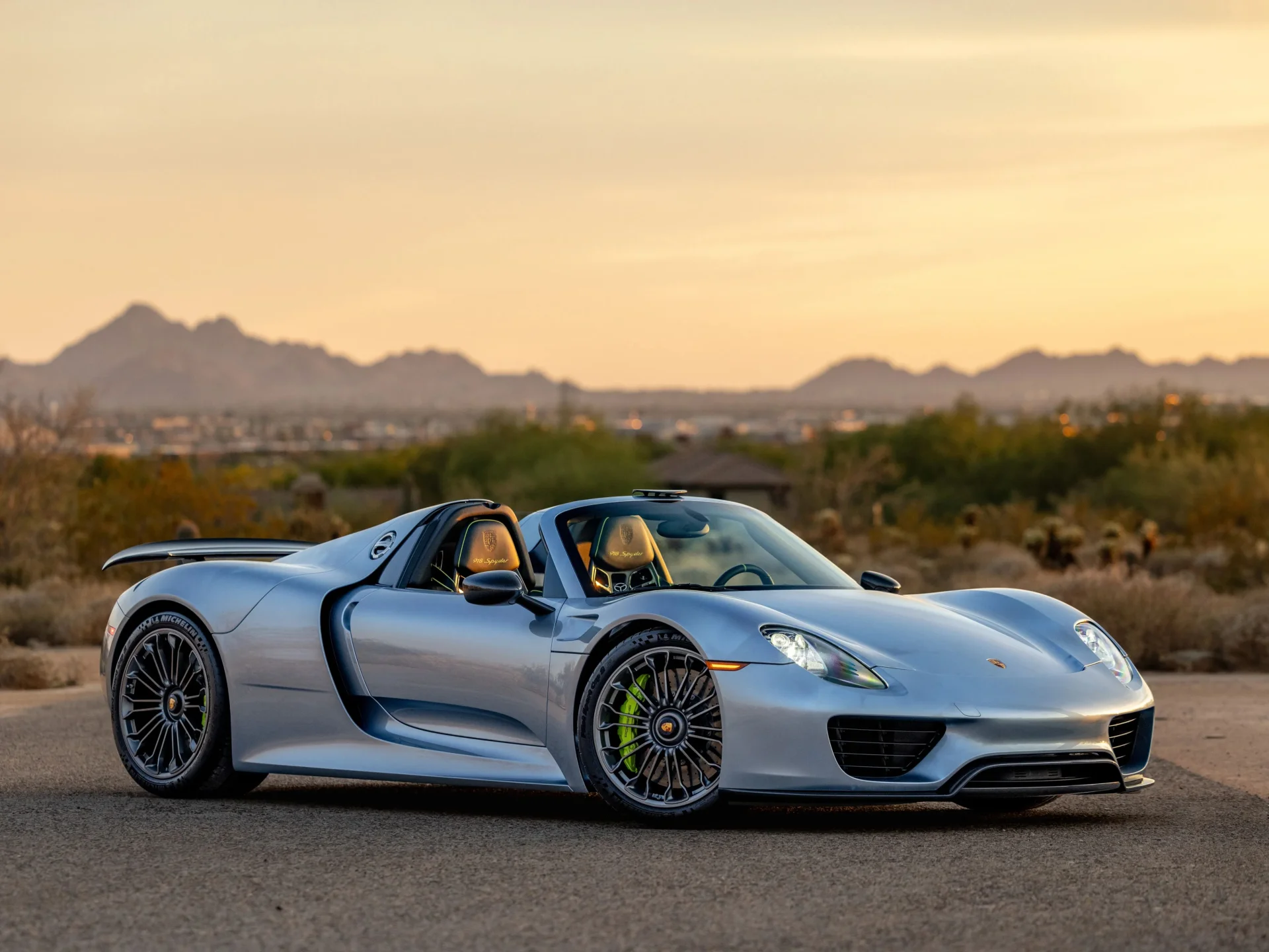 2015 Porsche 918 Spyder for Sale | duPont REGISTRY