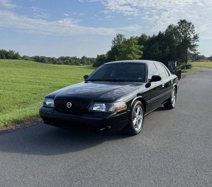 2003 Mercury Marauder for Sale | duPont REGISTRY