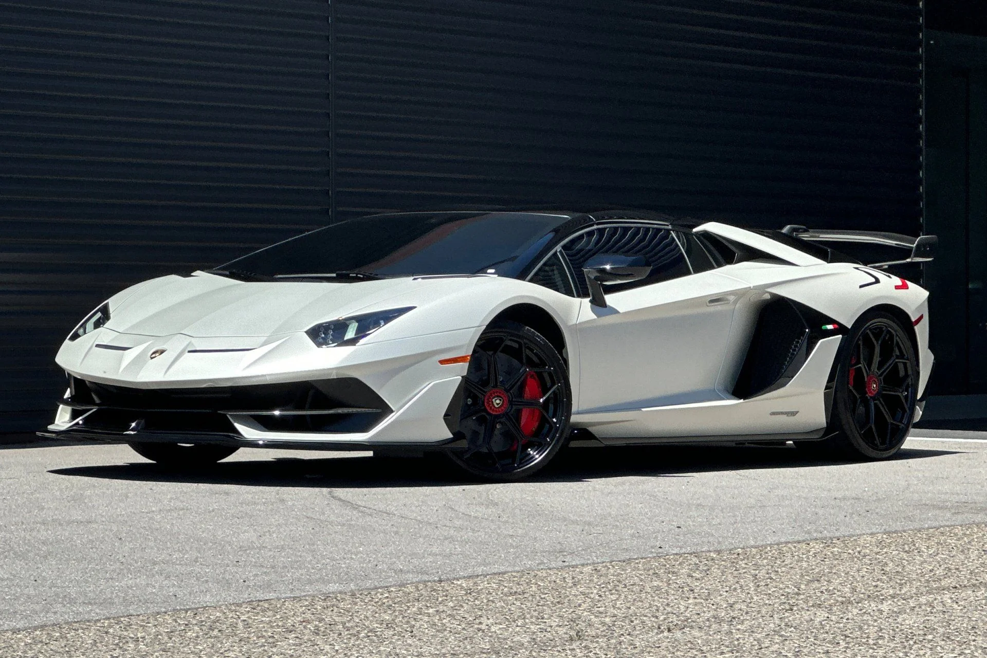 2020 Lamborghini Aventador SVJ Roadster for Sale | duPont REGISTRY