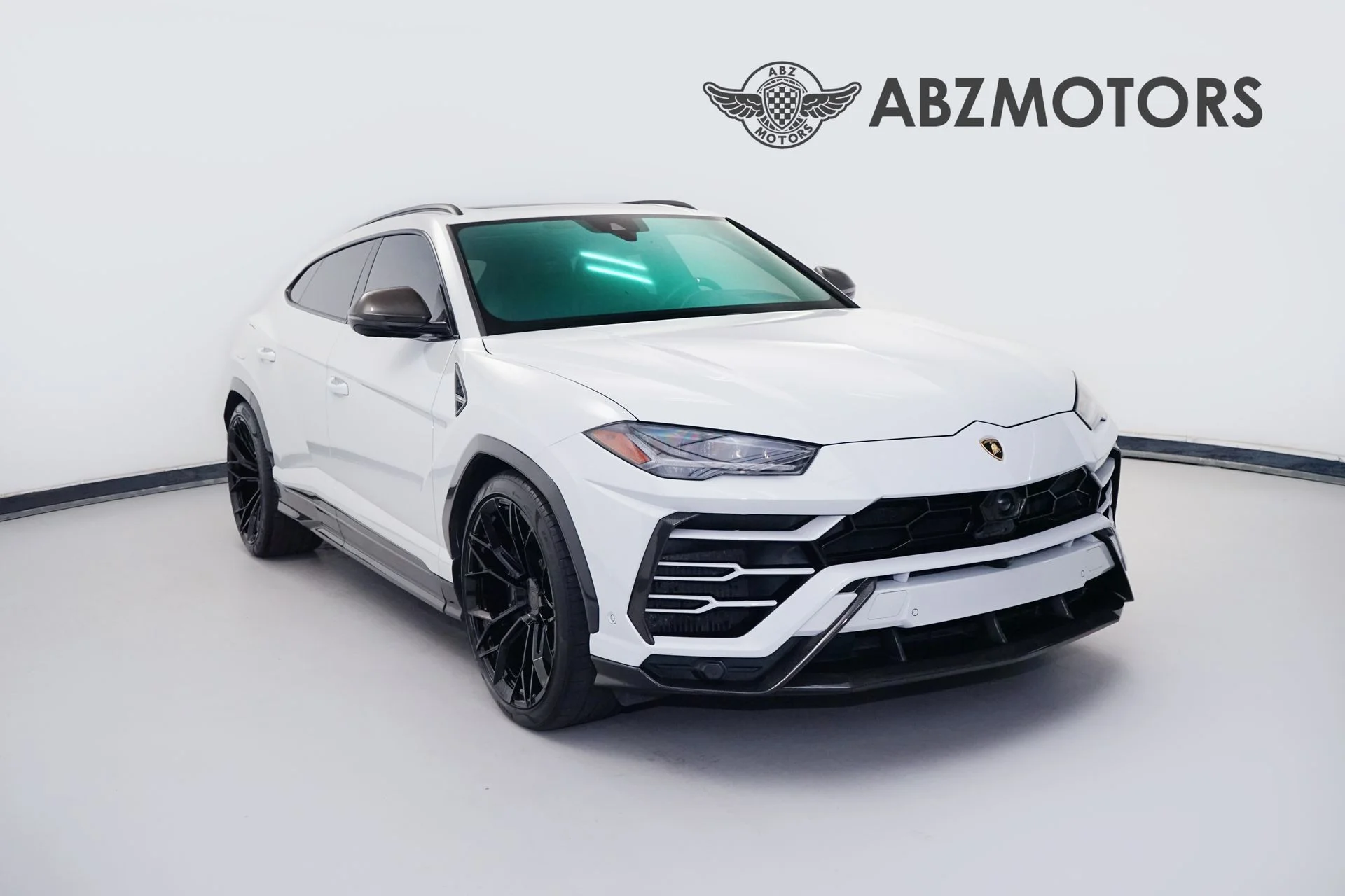 2019 Lamborghini Urus for Sale | duPont REGISTRY