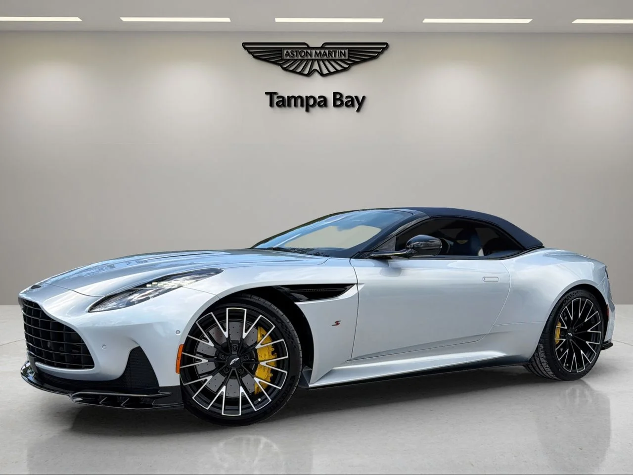 New and Used Aston Martin Db12 Volante for Sale | duPont REGISTRY