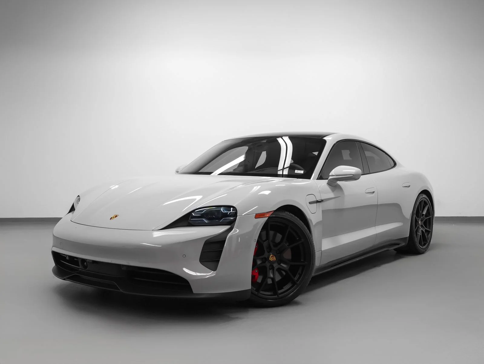 Porsche Taycan GTS: auction results and sold prices