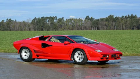 New and Used Lamborghini Countach Lp 5000s for Sale | duPont REGISTRY